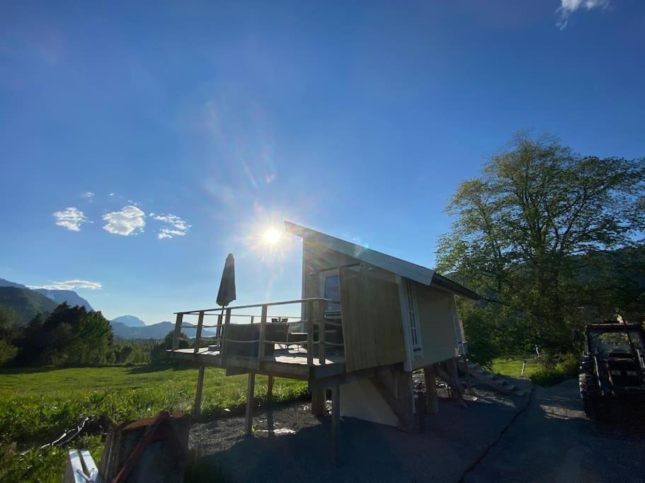 Aure  Minihus Med Drommeutsikt Til Sunnmorsalpene 아파트 외부 사진
