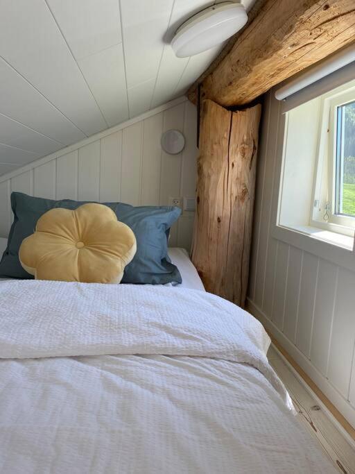 Aure  Minihus Med Drommeutsikt Til Sunnmorsalpene 아파트 외부 사진